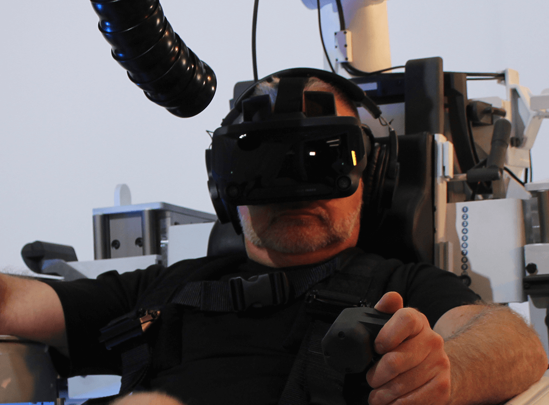 Deep immersion virtual world imagery